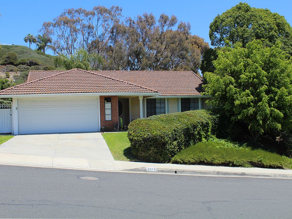 1st image of 2915 Estancia