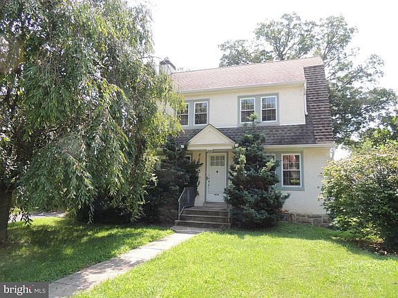2nd image of 4016 School Ln