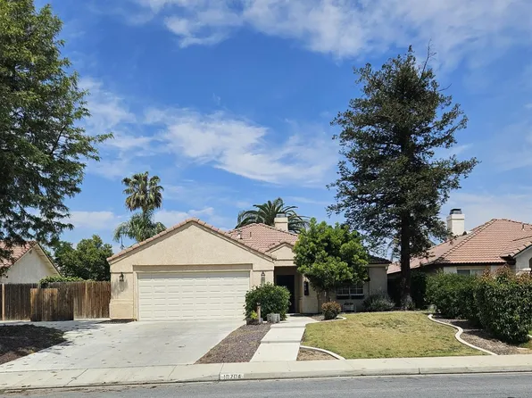 10704 Sunset Canyon Dr, Bakersfield, CA 93311