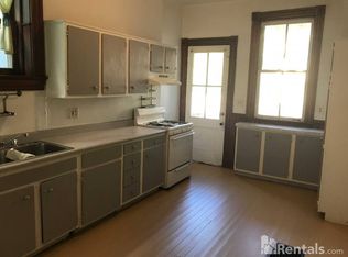 715 Saint Anthony Pl, Louisville, KY 40204