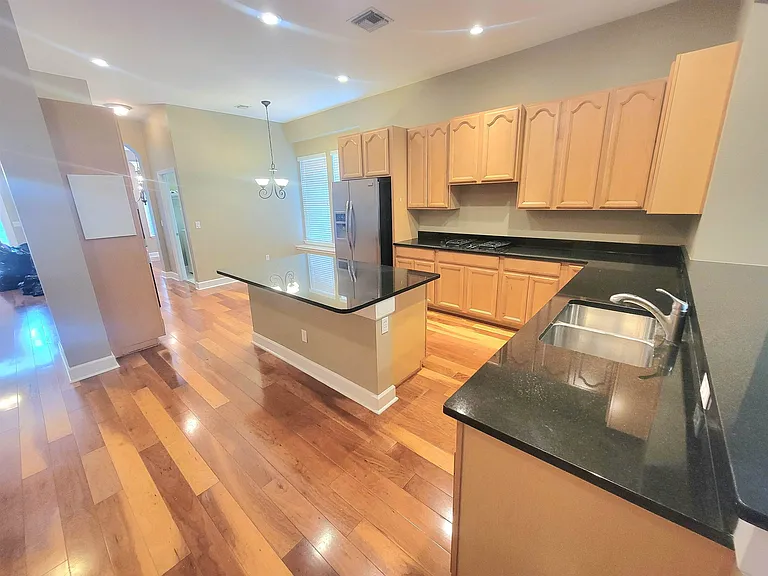 2482 Goldenrod Way #- — Photo 10