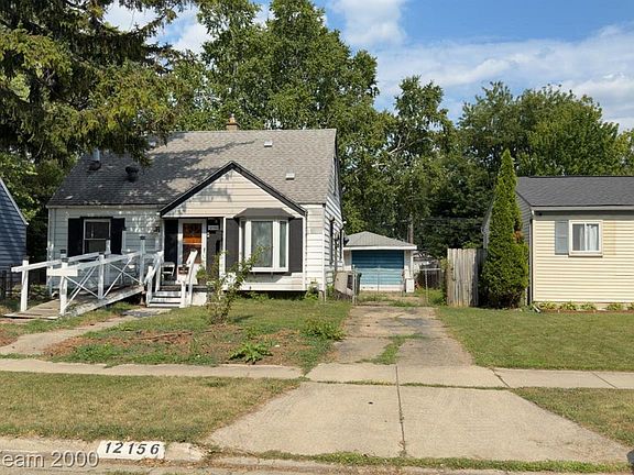 2nd image of 12156 Cavell St