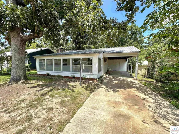 19967 Lakeview Ave, Warsaw, MO 65355