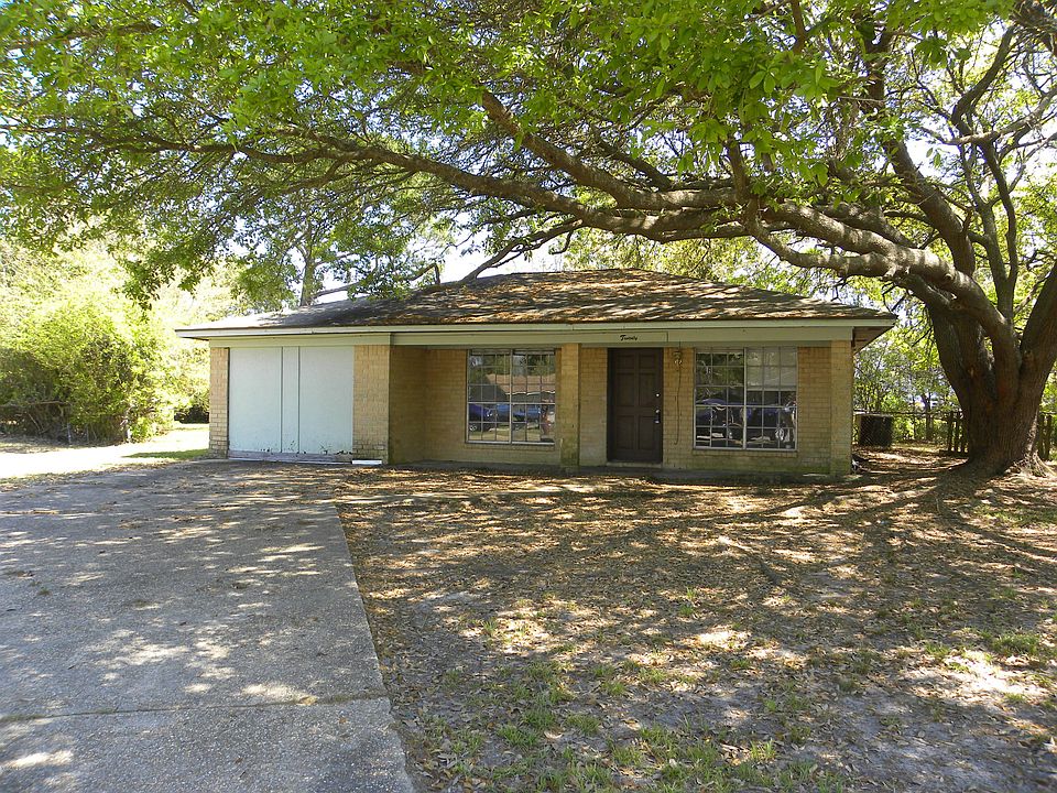 1st image of 20 Brittany Ct