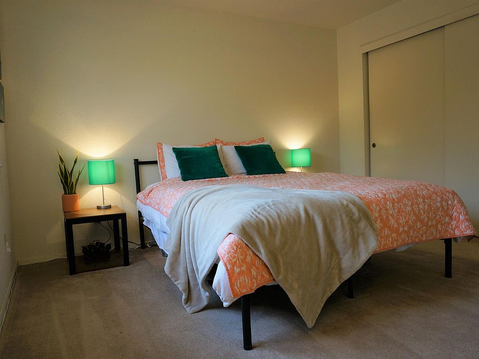 Bedroom, large closet