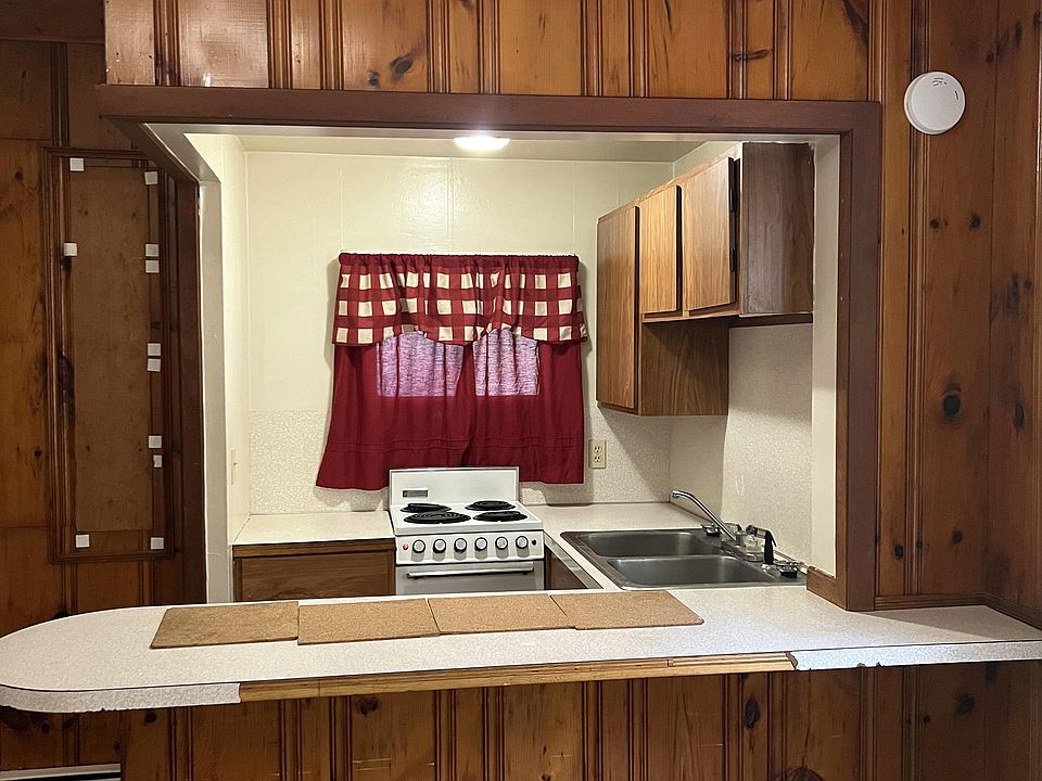 290 Main St 103, Corinth, ME 04427 Zillow