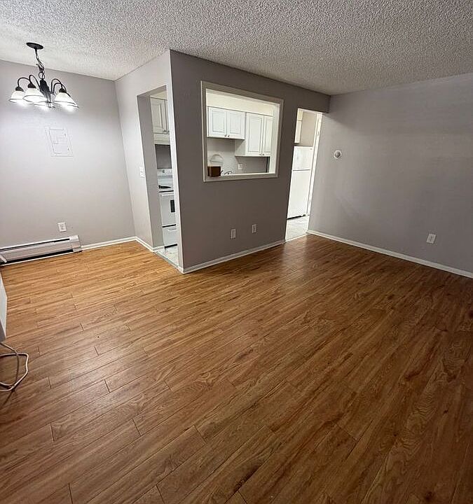 1st image of 3333 Grant St #206