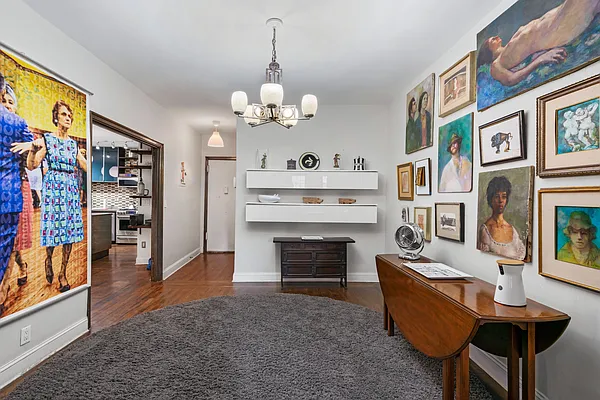 Sold by Douglas Elliman | media 18