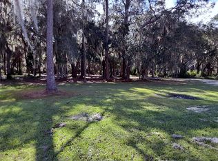 Circle Dr, Lady lake, FL 32159