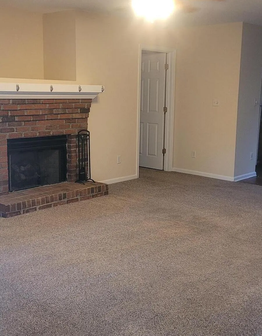 Studio, 2.0 bath, 1700 sqft, $2,595 — Photo 4