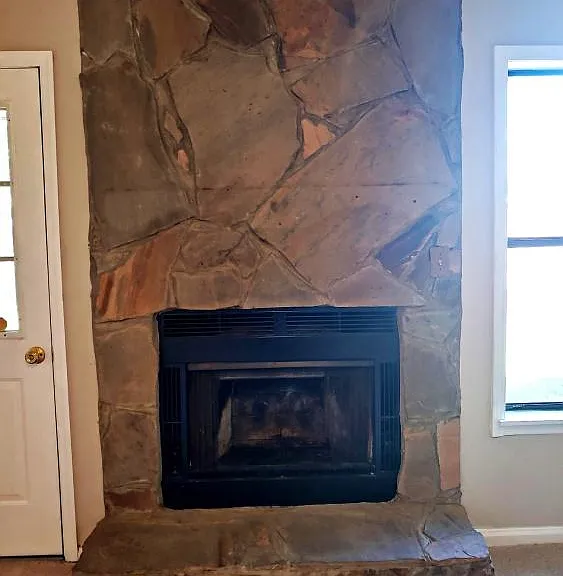 102 Pelham Dr — Photo 6