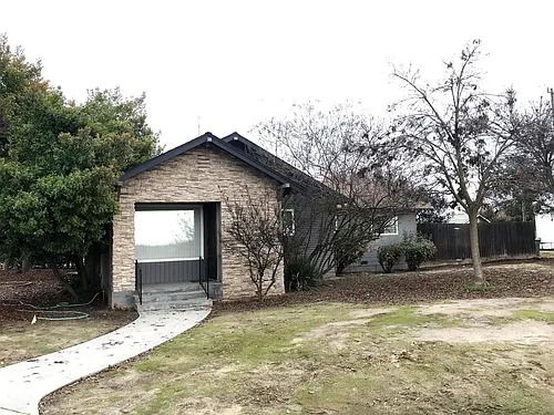 39230 Road 12 Photo 1