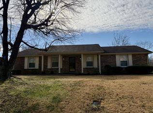 2309 Woodmont Dr, Springfield, TN 37172