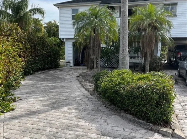 7943 Della Bitta Ln, Bokeelia, FL 33922