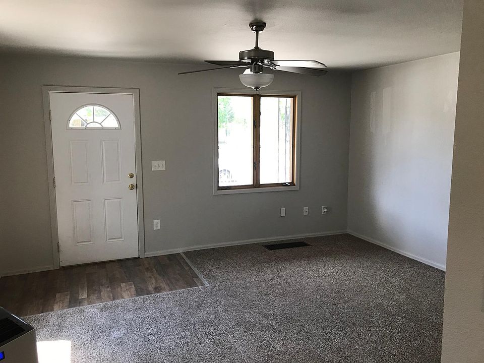 1st image of 810 E Abriendo Ave