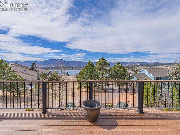 3rd image of 18475 Lower Lake Rd