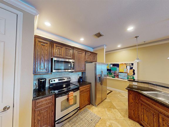 3rd image of 7039 Kingston Cove Ln APT 307