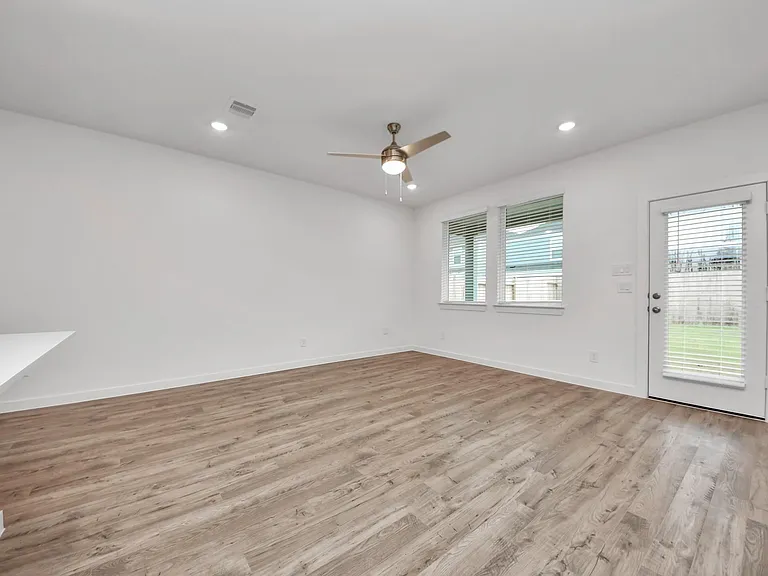 3538 Shearwater St — Photo 22