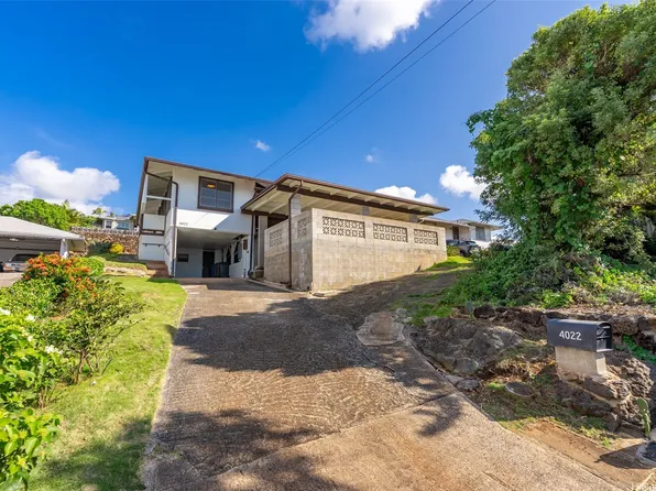 4022 Pakahi Pl, Honolulu, HI 96816