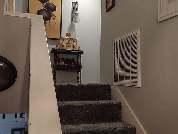 Stairs at landing