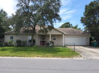 808 Lark St, Fort Walton Beach, FL 32547