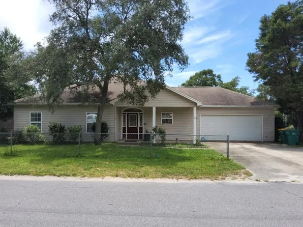808 Lark St, Fort Walton Beach, FL 32547