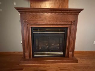 8773 Davey Dr #704, Newport, MI 48166