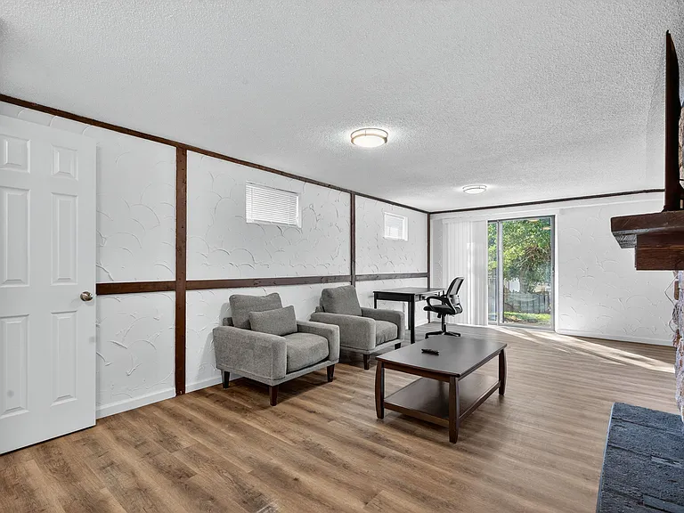 1788 Dandridge Ln — Photo 36