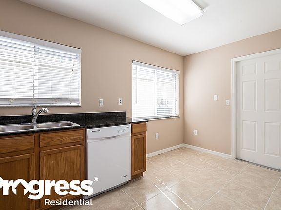 4th image of 11716 Brenford Crest Dr