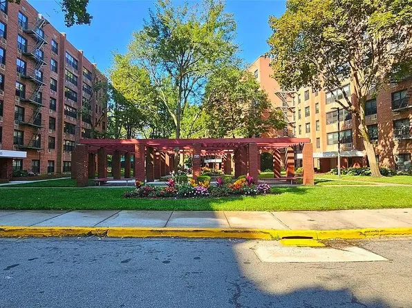 75-24 Bell Blvd. #LD, Oakland Gardens, NY 11364