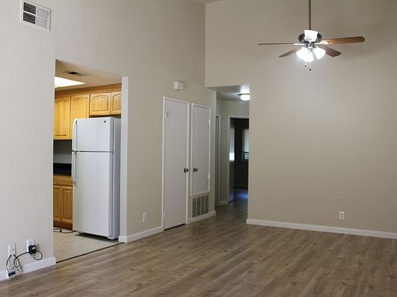 3rd image of 6236 Civic Terrace Ave #A