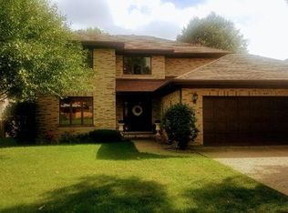 1447 Bonita Ave, Mount Prospect, IL 60056