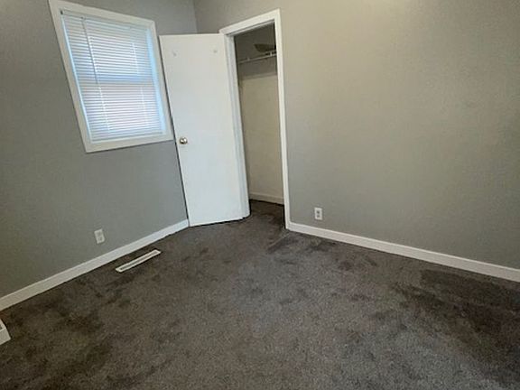 4th image of 217 S Lyndale Ave