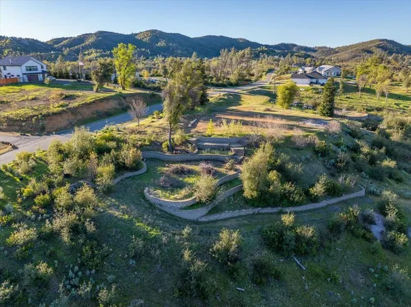 10080 Tilton Mine Rd, Redding, CA 96001