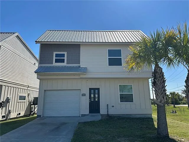 201 Marina Rd — Photo 1