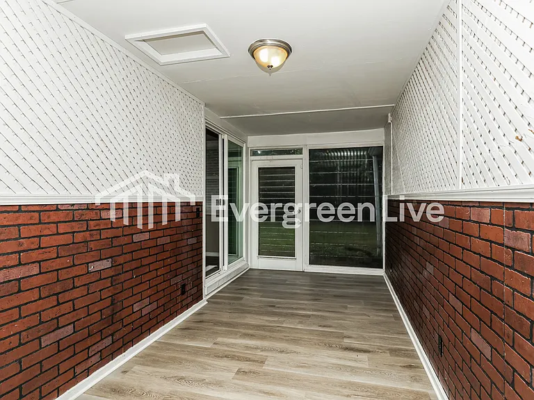 4 W William Dr — Photo 7