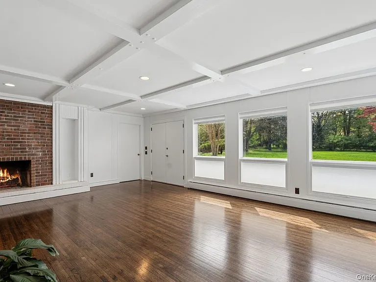 19 Frost Creek Dr — Photo 12