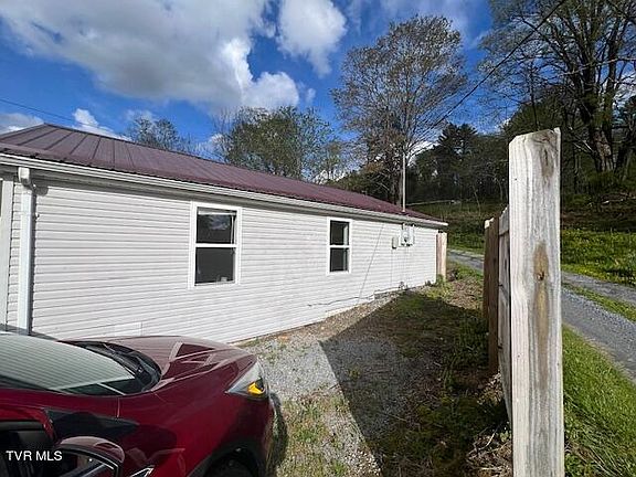 5th image of 4282 Highway 133