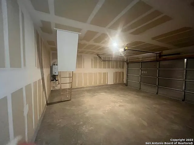 2421 Double Oak Dr — Photo 16