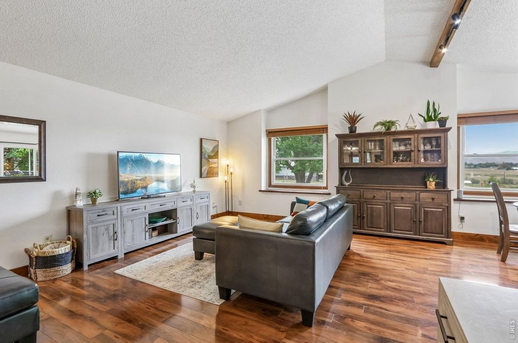 1120 Cody Dr