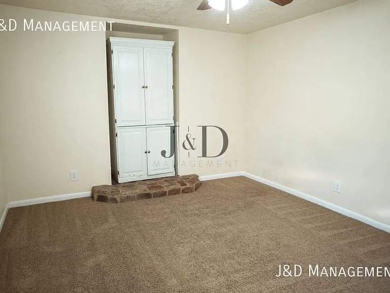 1490 S 135 W — Photo 23