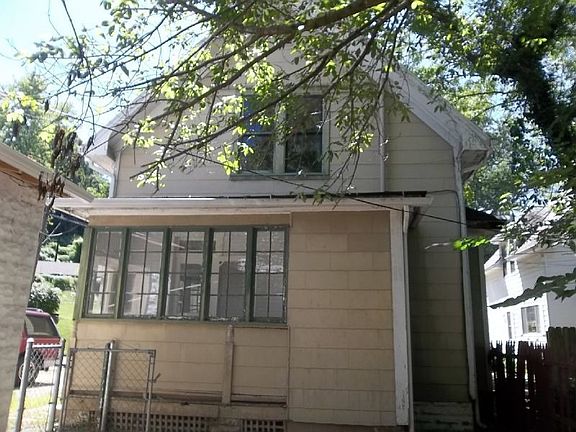 3rd image of 21 Western Ave #560/647