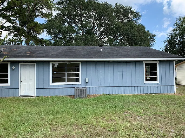 152 Cherokee Cir — Photo 2