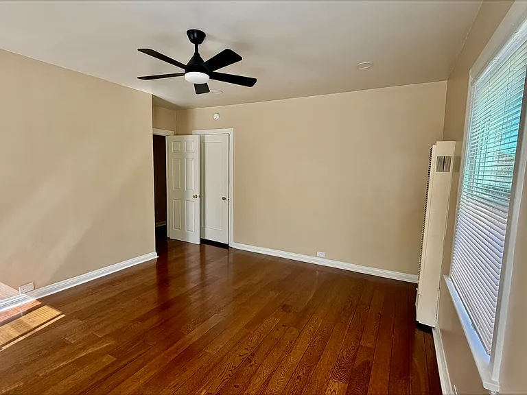 2417 3rd Ave #2417 — Photo 14
