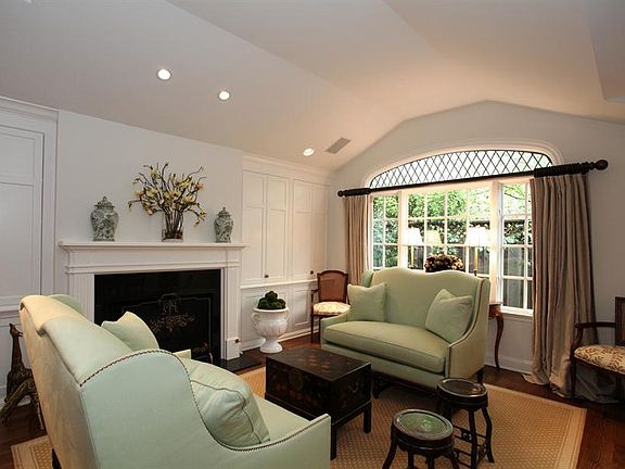 5th image of 136 Felton Dr