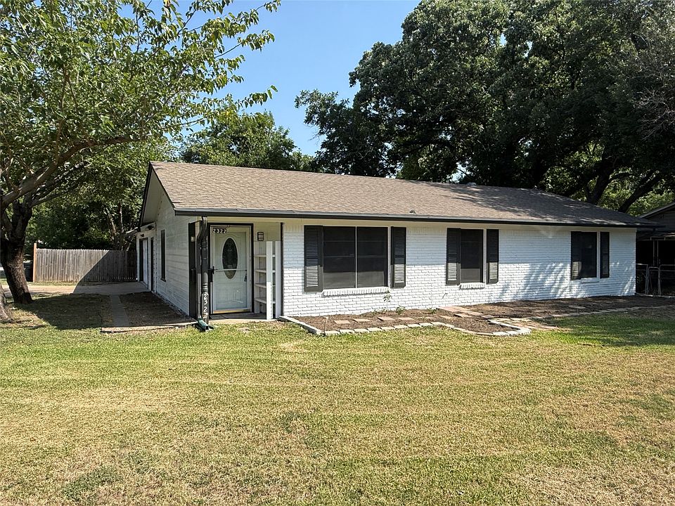 1st image of 2322 W 1st Ave