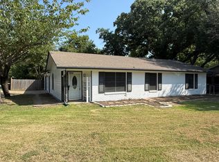 2322 W 1st Ave, Corsicana, TX 75110
