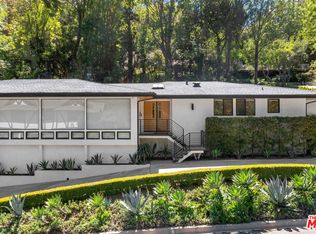 1115 N Norman Pl, Los Angeles, CA 90049