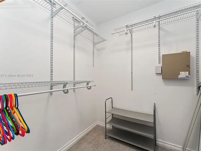 19133 Fisher Island Dr #19133 — Photo 39