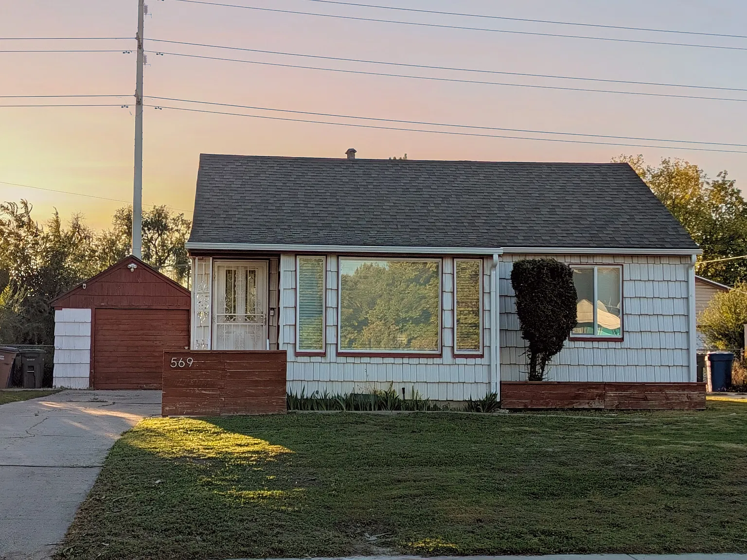 3 bed, 1400 sqft, $2,350 — Photo 1
